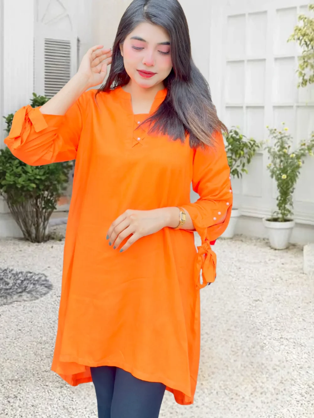 Trendy Short-Style Orange Shirt for Women - Image 4