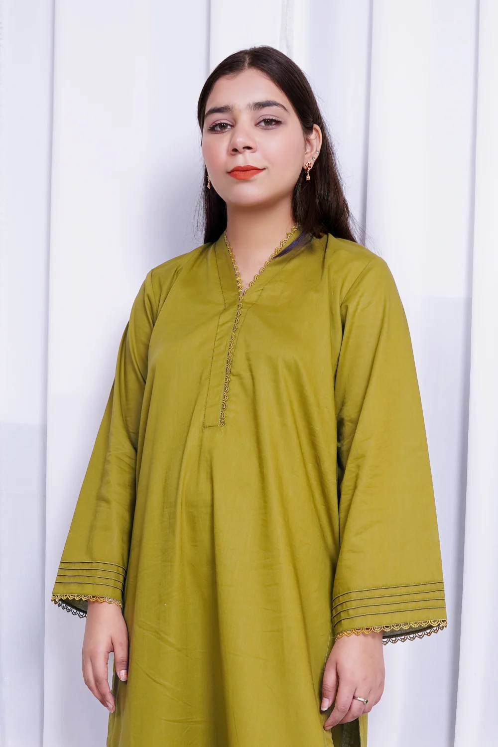 2 Piece Olive Green Kurta Set - Image 4